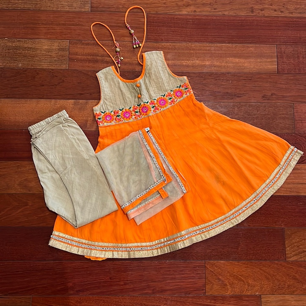 Anarkali dress with chudidar and dupatta. Size 3T or 18